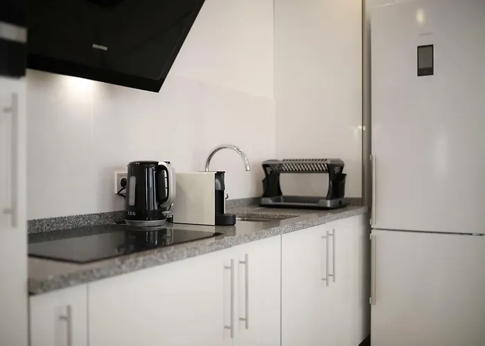 דירה Casino Iii פיגואיירה דה פוז